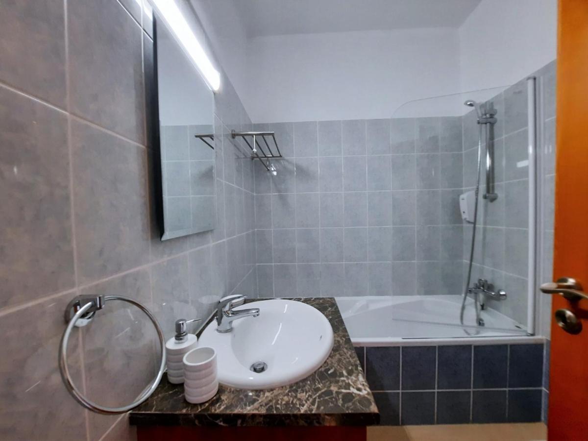 Albert'S Apartments Larnaca Zewnętrze zdjęcie